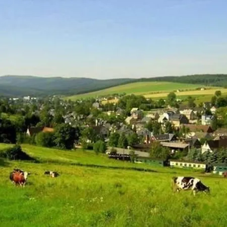 In Neudorf Mit Garten Und Grill Und Panoramablick * Sehmatal